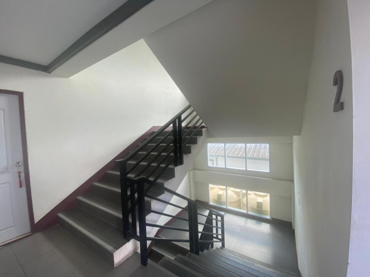 Oyo 1135 Triple A Residence Chiang Mai Ngoại thất bức ảnh