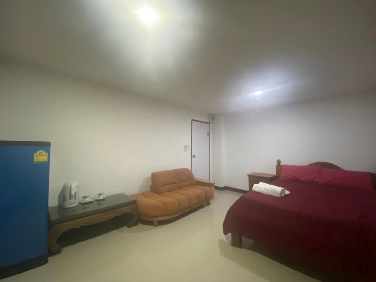 Oyo 1135 Triple A Residence Chiang Mai Ngoại thất bức ảnh