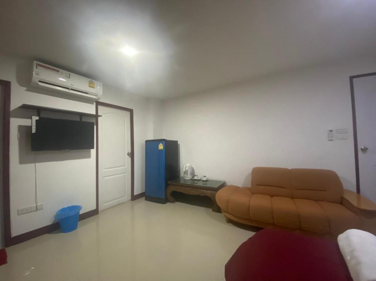 Oyo 1135 Triple A Residence Chiang Mai Ngoại thất bức ảnh